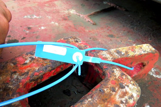 hatch sealing unsealing survey