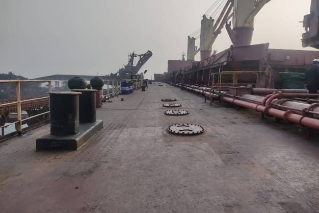 On- hire and Off Hire bunker & Condition Survey